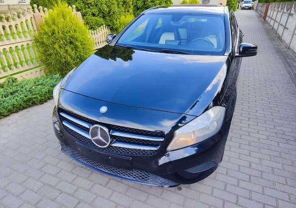 Mercedes-Benz Klasa A cena 34900 przebieg: 200000, rok produkcji 2013 z Człuchów małe 154